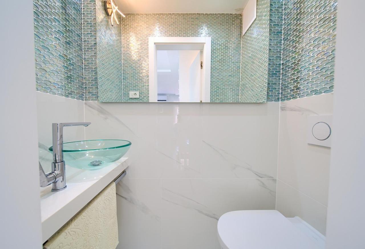 Casa Aurelia - Aurelia Design Apartment คิร์ก ภายนอก รูปภาพ
